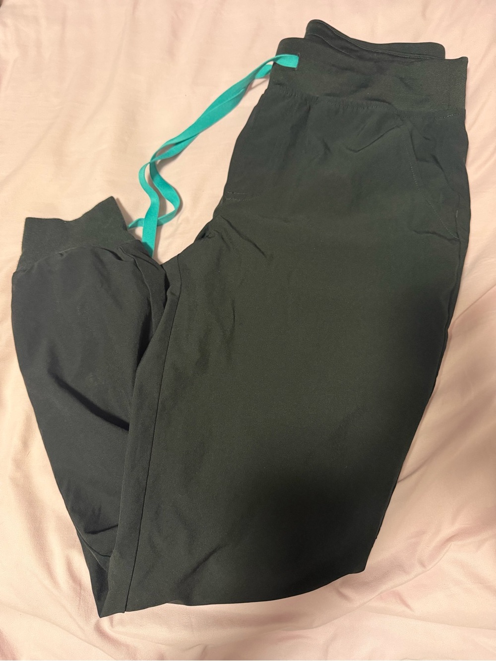 FIGS technical collection joggers